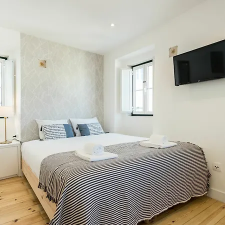 Alfama Loft By Lu Holidays Apartment *